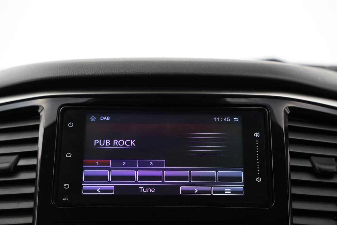 2021 Mitsubishi Triton Gls (4x4), Automatic, 116996 km, Infotainment System