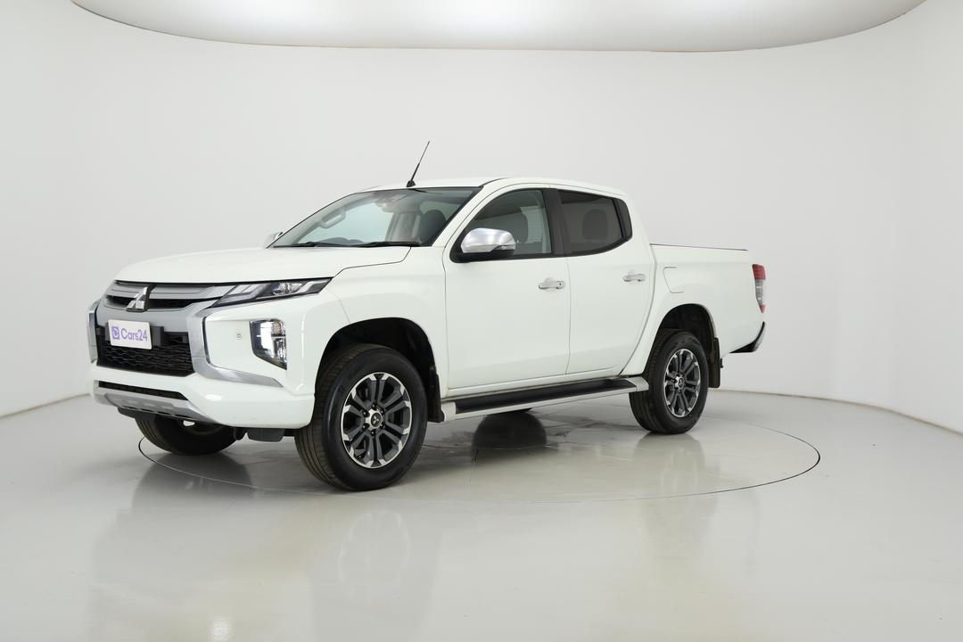 2021 Mitsubishi Triton Gls (4x4), Automatic, 116996 km, Left Front Diagonal (45- Degree) View