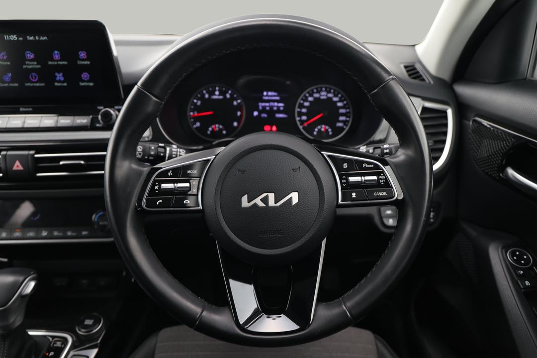 2022 Kia Seltos Sport+ (FWD), Automatic, 72360 km, Steering Wheel Close-up