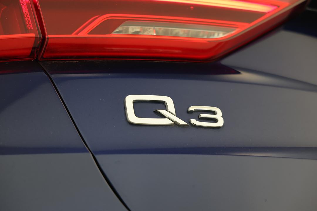 2021 Audi Q3 35 Tfsi, Automatic, 68334 km, Badge (Boot Left Side)