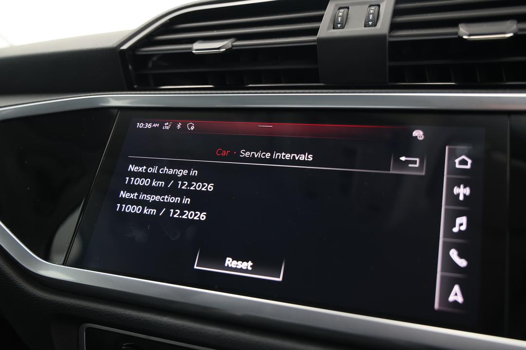 2021 Audi Q3 35 Tfsi, Automatic, 68334 km, Third Row Seats
