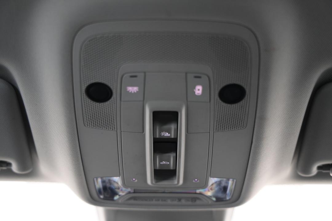 2021 Audi Q3 35 Tfsi, Automatic, 68334 km, Utility Switches/Buttons