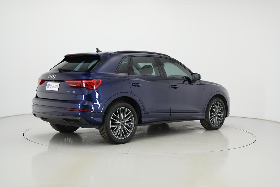 2021 Audi Q3 35 Tfsi, Automatic, 68334 km, Right Back Diagonal (45- Degree) View