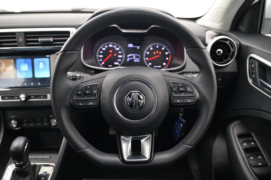 2024 MG ZS Excite, Automatic, 16576 km, Steering Wheel Close-up