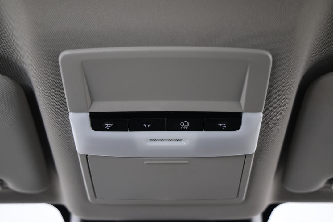 2024 Nissan X-trail St (4WD) 7 Seat, Automatic, 31460 km, Utility Switches/Buttons