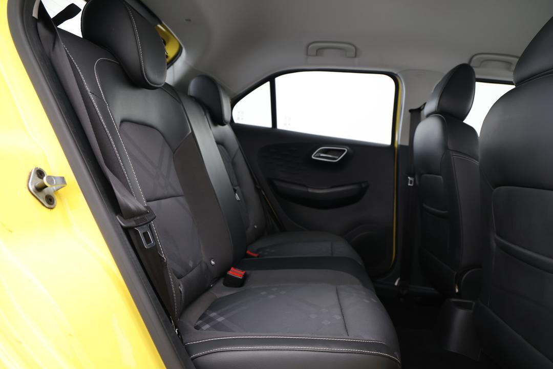 2022 MG Mg3 Auto Excite (with Navigation), Automatic, 65364 km, Right Side Rear Door Cabin View