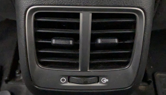 2018 Hyundai Verna 1.6 SX VTVT AT (O), Petrol, Automatic, 47,221 km, Rear AC Vents