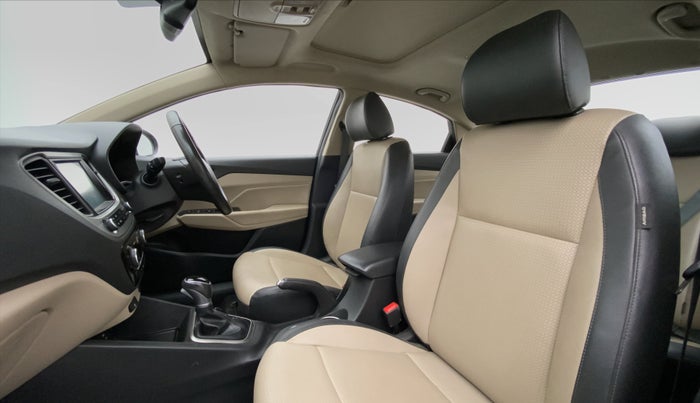 2018 Hyundai Verna 1.6 SX VTVT AT (O), Petrol, Automatic, 47,221 km, Right Side Front Door Cabin