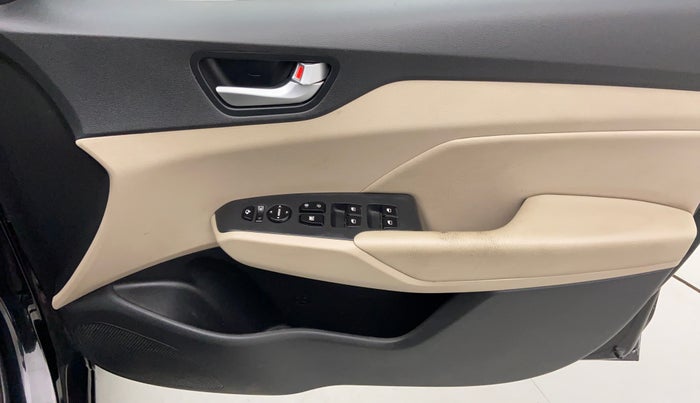 2018 Hyundai Verna 1.6 SX VTVT AT (O), Petrol, Automatic, 47,221 km, Driver Side Door Panels Control