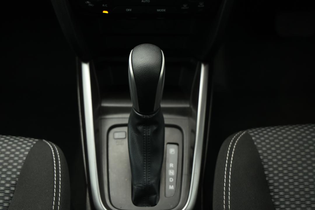 2023 Suzuki Vitara Turbo, Automatic, 39242 km, Rear A/C Vent