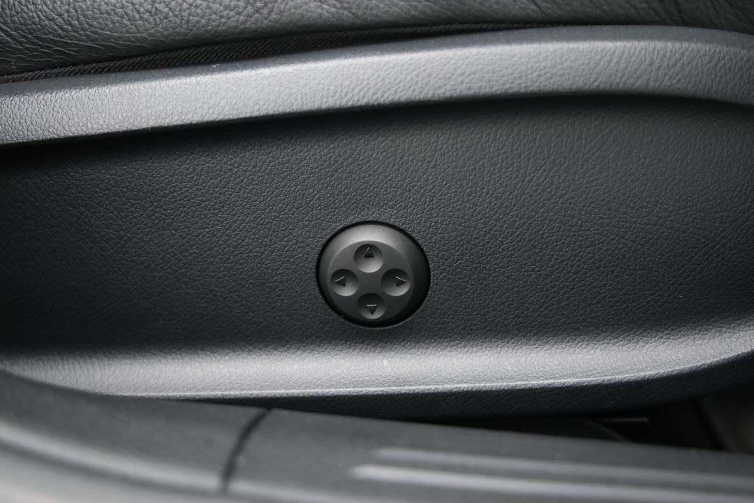 2022 Mercedes-benz A250 4matic, Automatic, 31711 km, Speaker View