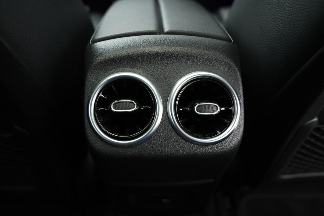 2022 Mercedes-benz A250 4matic, Automatic, 31711 km, Rear A/C Vent