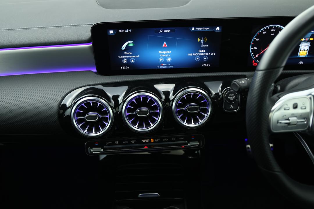 2022 Mercedes-benz A250 4matic, Automatic, 31711 km, Steering Wheel Close-up