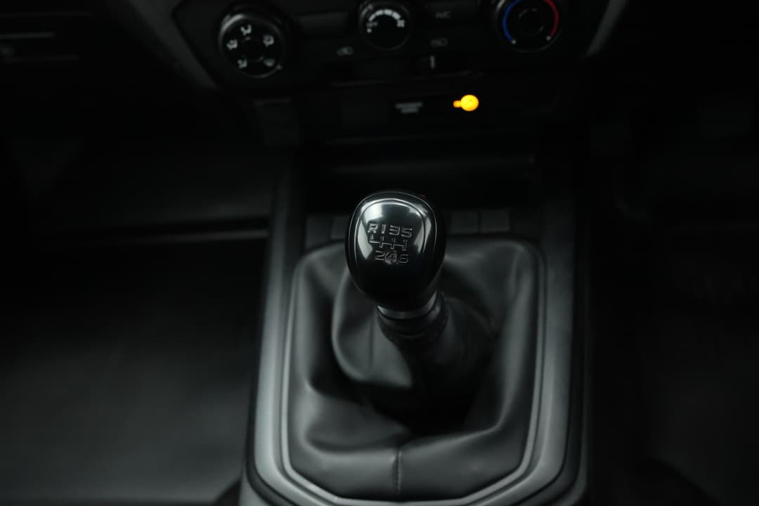 2021 Isuzu D-MAX Sx (4x2) High-ride, Manual, 72446 km, Steering Wheel Close-up