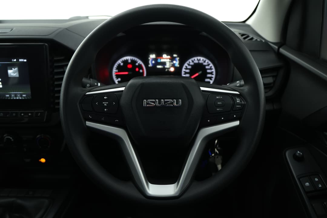 2021 Isuzu D-MAX Sx (4x2) High-ride, Manual, 72446 km, Right Side Rear Door Cabin View