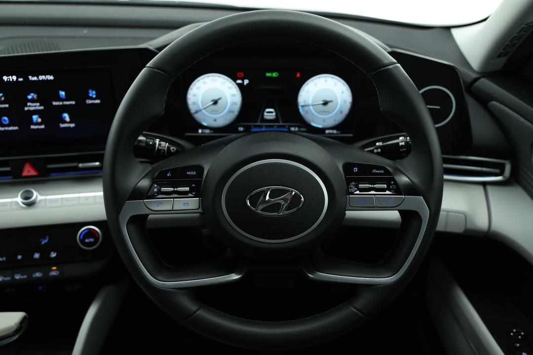 2020 Hyundai i30 Elite, Automatic, 87915 km, Center Console