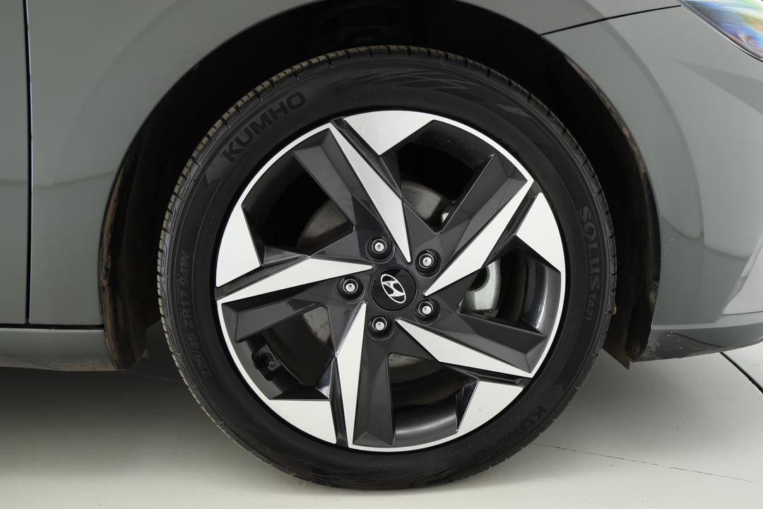 2020 Hyundai i30 Elite, Automatic, 87915 km, Right Front Wheel