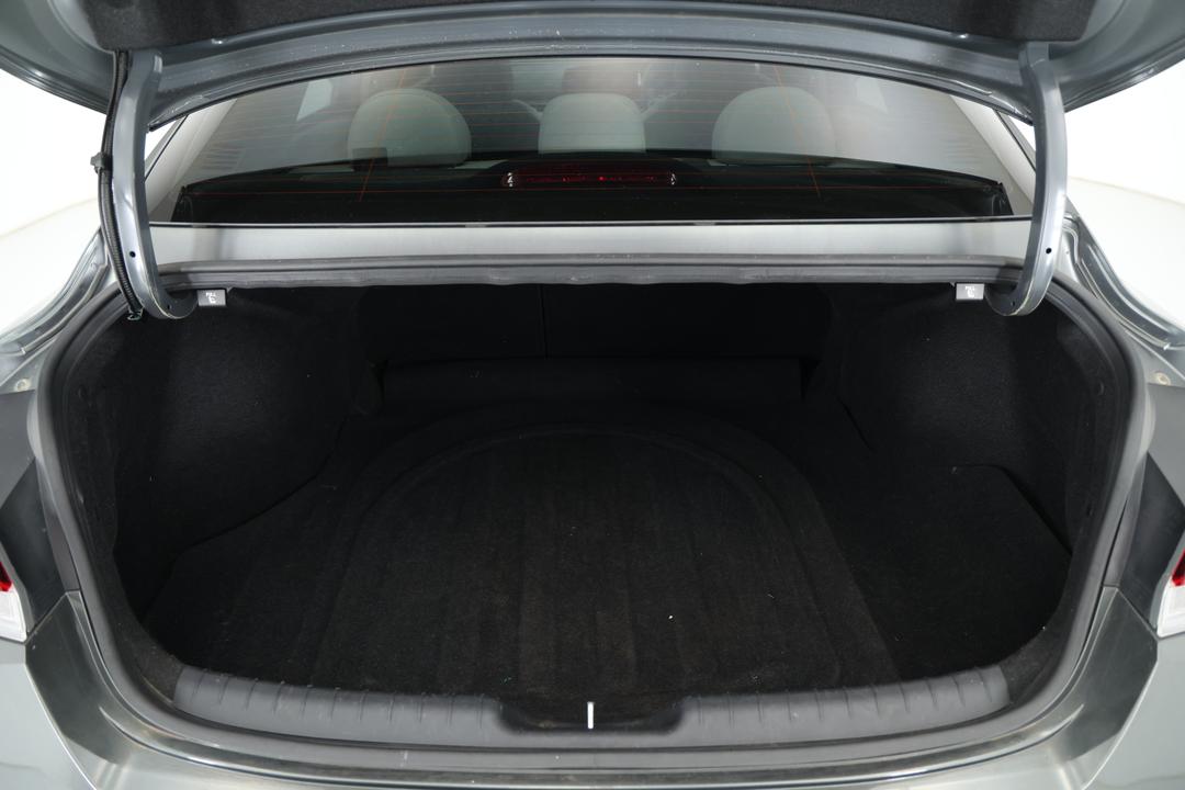 2020 Hyundai i30 Elite, Automatic, 87915 km, Boot Inside View