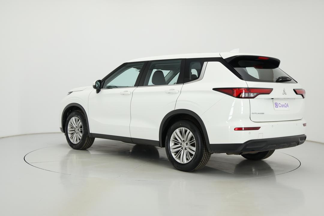 2024 Mitsubishi Outlander Es 5 Seat (2WD), Automatic, 50251 km, Left Back Diagonal (45- Degree) View
