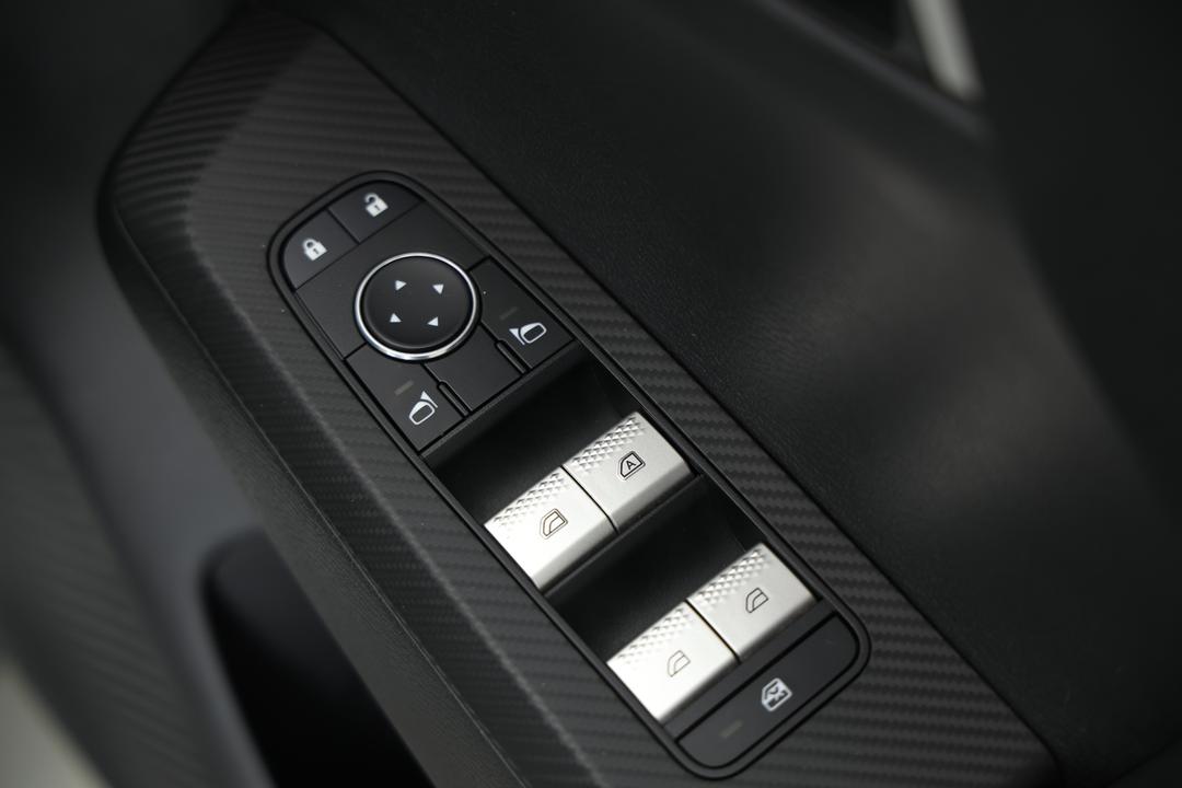 2024 Mitsubishi Outlander Es 5 Seat (2WD), Automatic, 50251 km, Odometer View