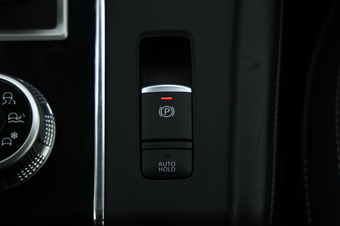 2024 Mitsubishi Outlander Es 5 Seat (2WD), Automatic, 50251 km, Gear Lever 
