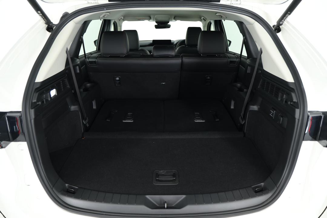 2024 Mazda Cx-80 G40e Touring, Automatic, 8800 km, Boot Inside View