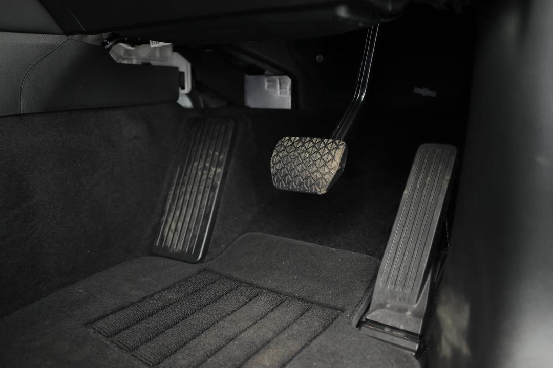 2024 Mazda Cx-80 G40e Touring, Automatic, 8800 km, Right Side Front Door Cabin View