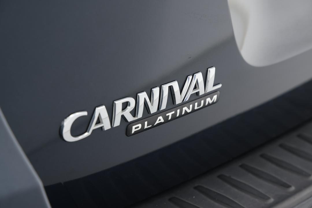 2016 Kia Carnival Platinum, Automatic, 116418 km, Roof/Sunroof View