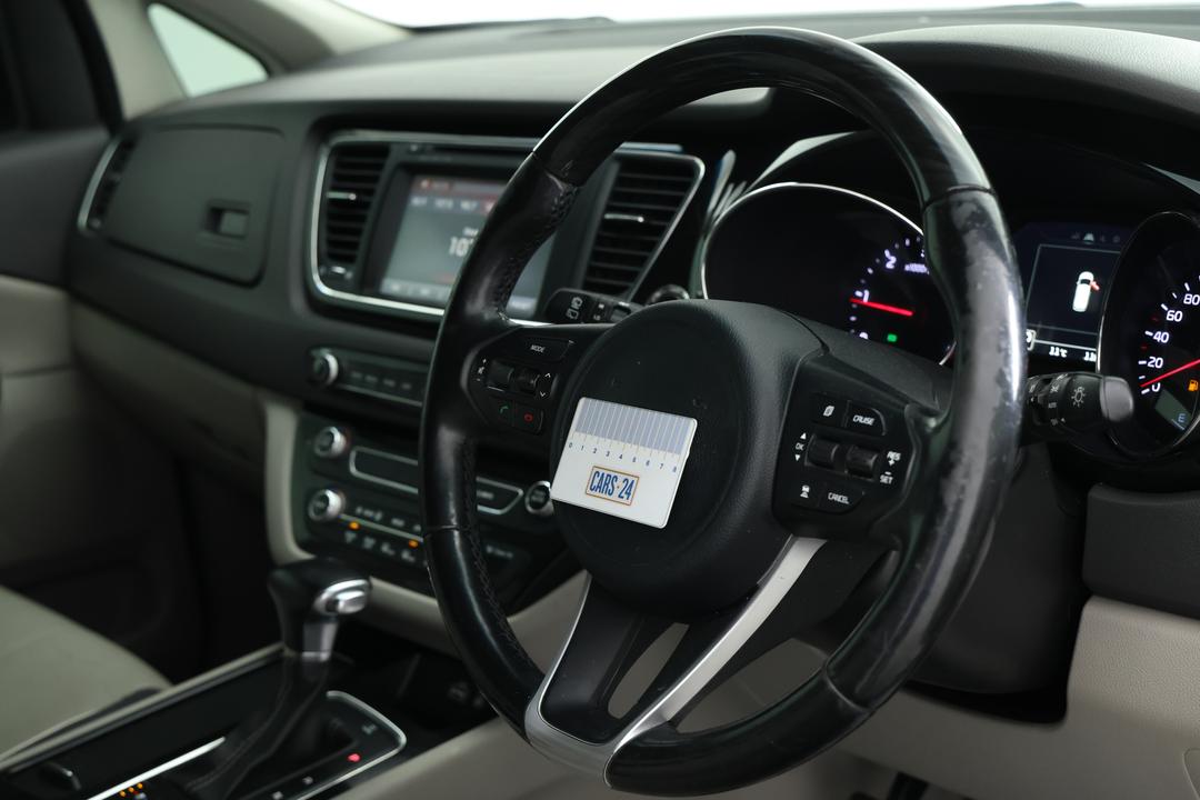 2016 Kia Carnival Platinum, Automatic, 116418 km, Steering Wheel Body Not working