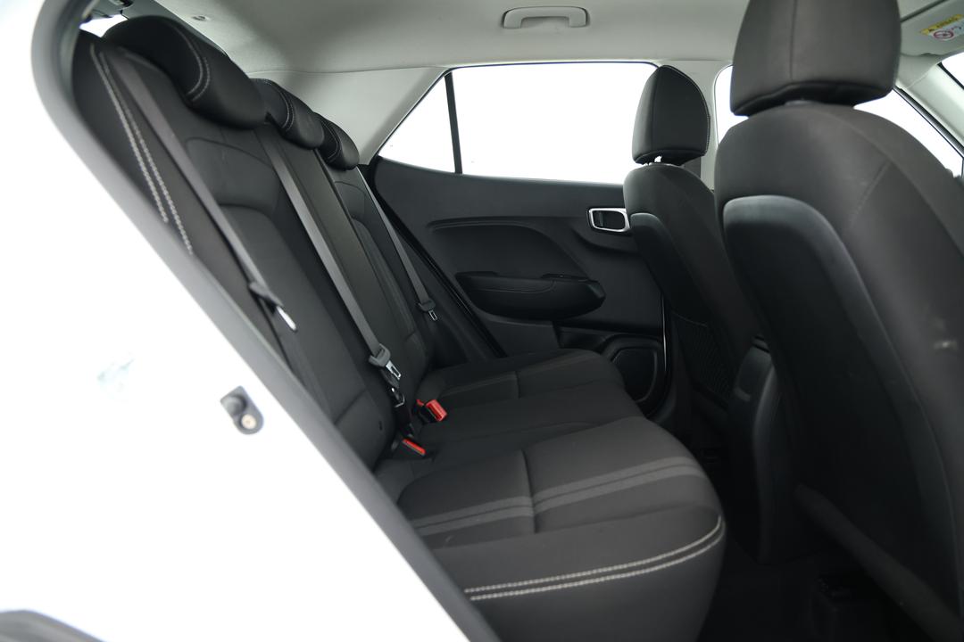 2025 Hyundai Venue Venue, Automatic, 26808 km, Right Side Rear Door Cabin View