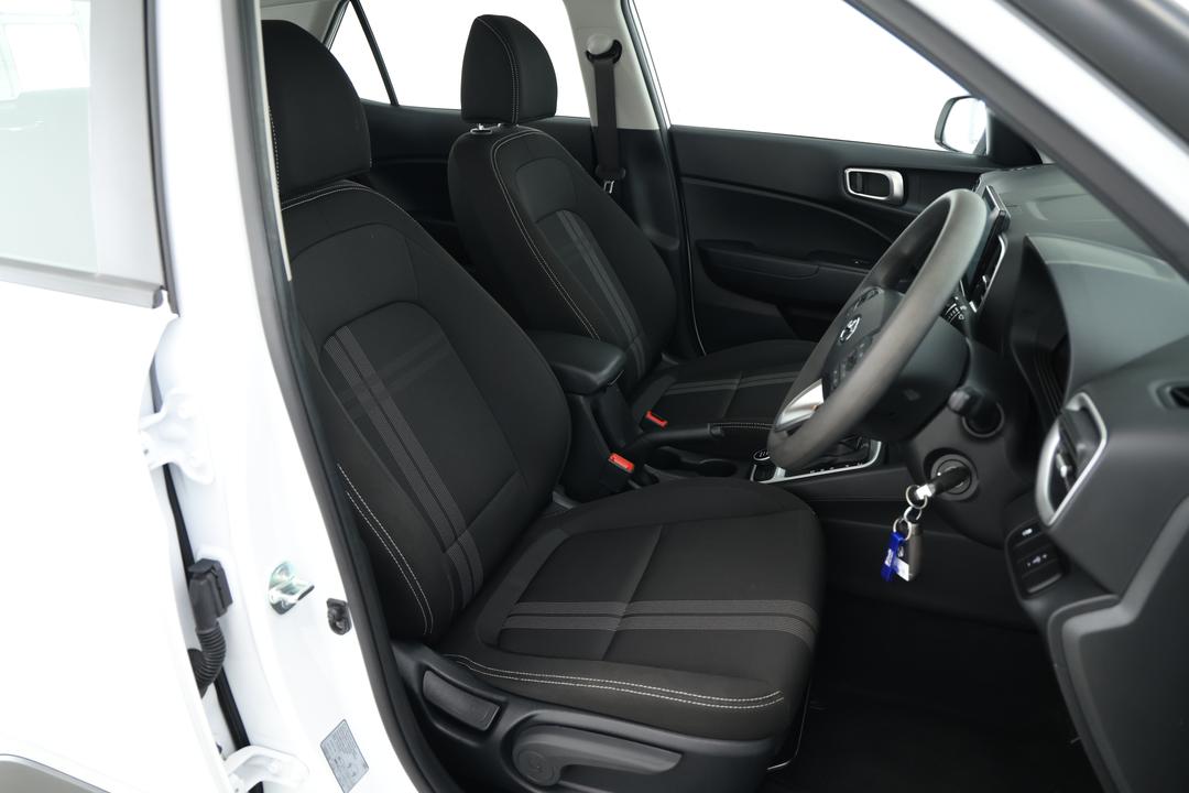 2025 Hyundai Venue Venue, Automatic, 26808 km, Drivers Side Adjustment Panel