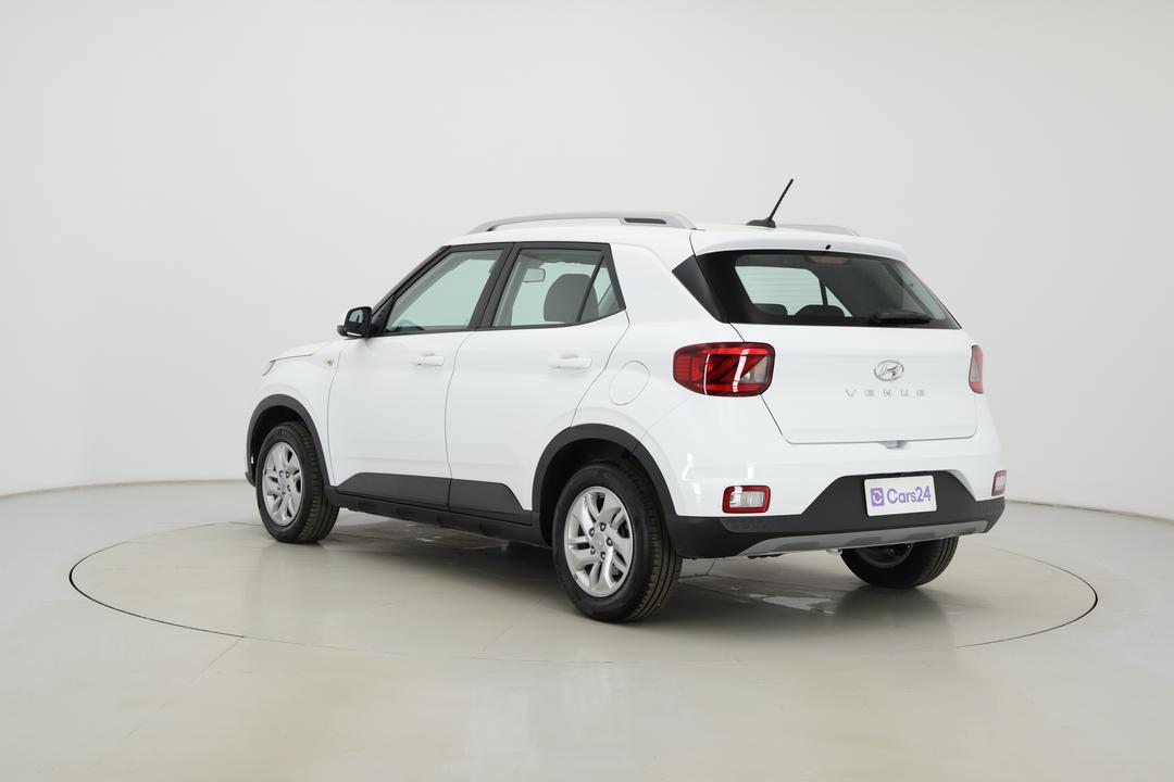 2025 Hyundai Venue Venue, Automatic, 26808 km, Left Back Diagonal (45- Degree) View