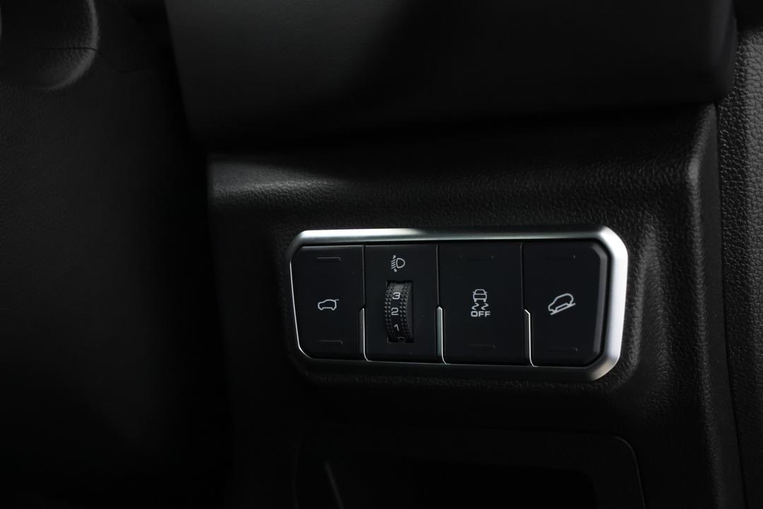2022 GWM Haval H6 Vanta, Automatic, 88200 km, Right Side Front Door Cabin View