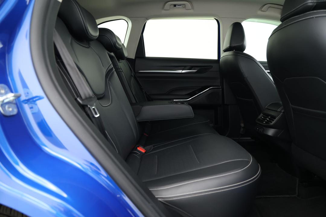 2022 GWM Haval H6 Vanta, Automatic, 88200 km, Right Side Rear Door Cabin View