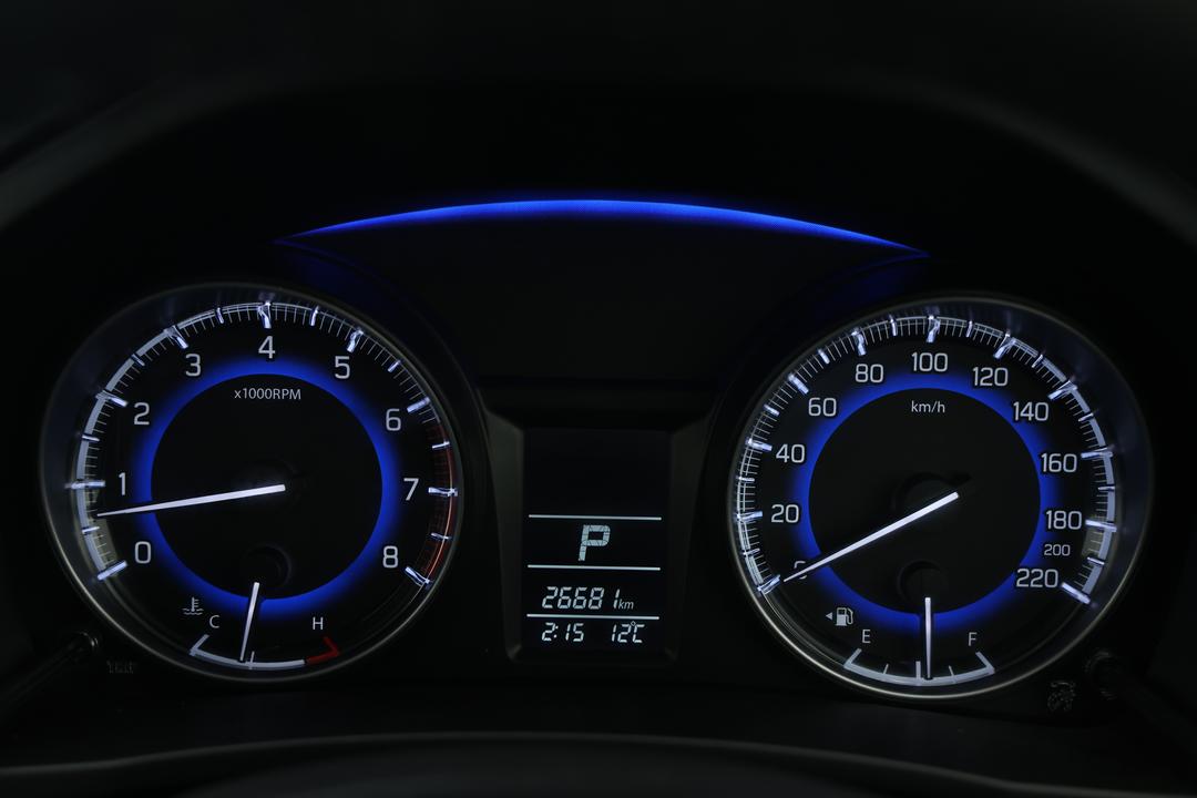 2022 Suzuki Baleno Gl, Automatic, 26681 km, Drivers Side Door Panel Controls
