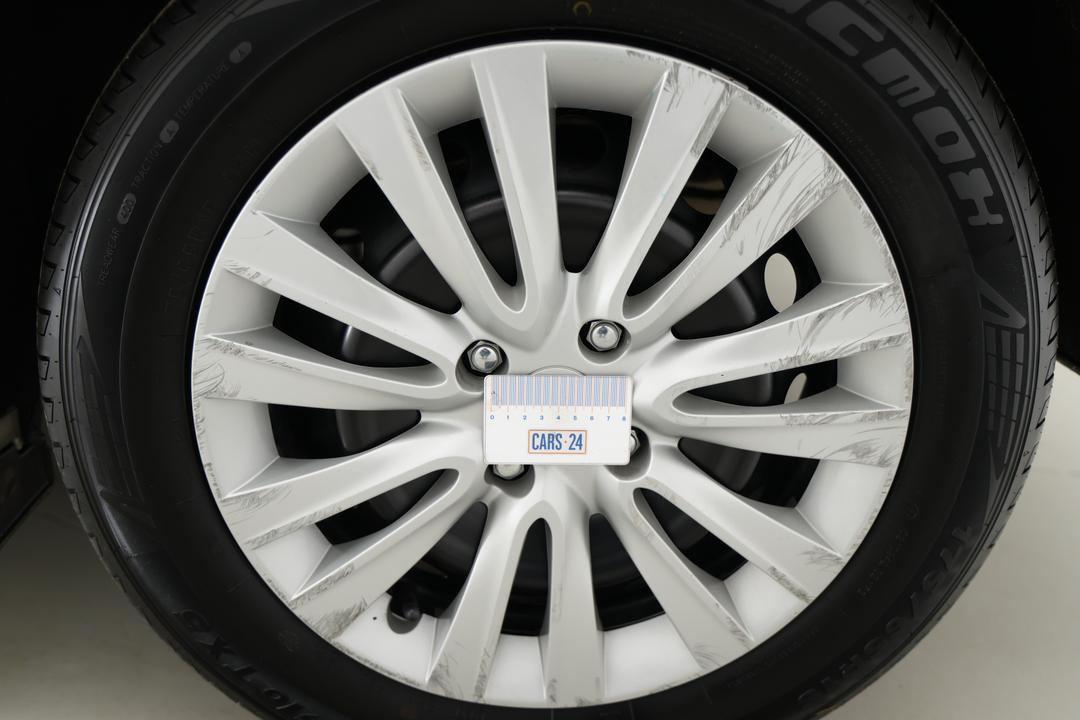 2022 Suzuki Baleno Gl, Automatic, 26681 km, Wheels Rim Rear LHS Scratch