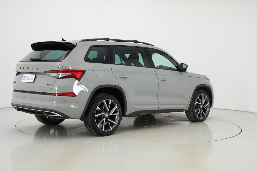 2021 SKODA Kodiaq Sportline (4x4), Automatic, 65950 km, Right Back Diagonal (45- Degree) View
