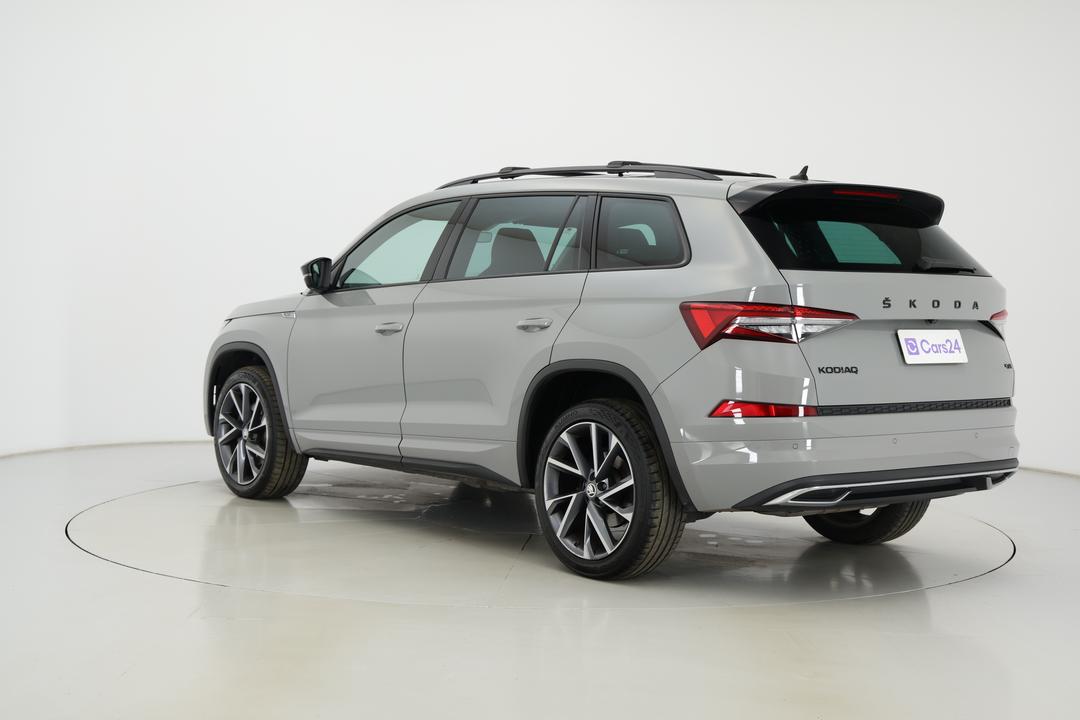 2021 SKODA Kodiaq Sportline (4x4), Automatic, 65950 km, Left Back Diagonal (45- Degree) View