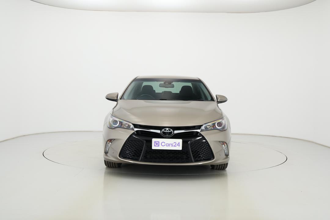 2016 Toyota Camry Atara Sl, Automatic, 75160 km, Front View