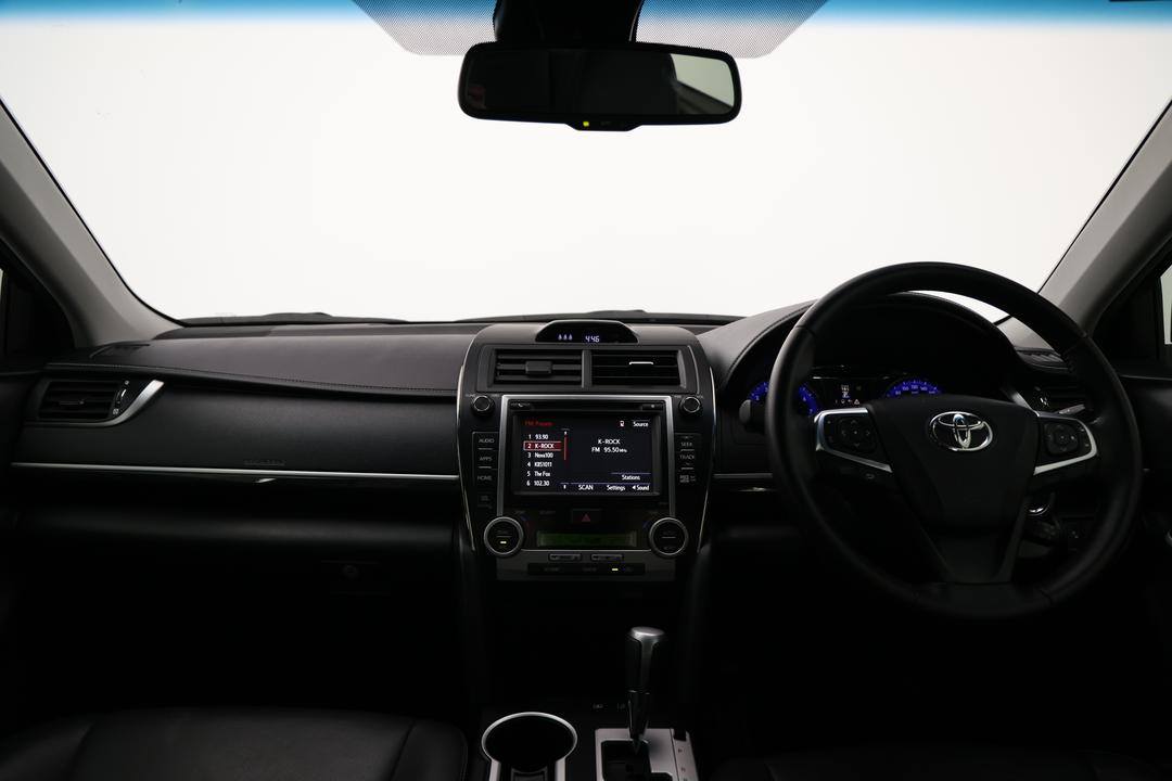 2016 Toyota Camry Atara Sl, Automatic, 75160 km, Gear Lever 