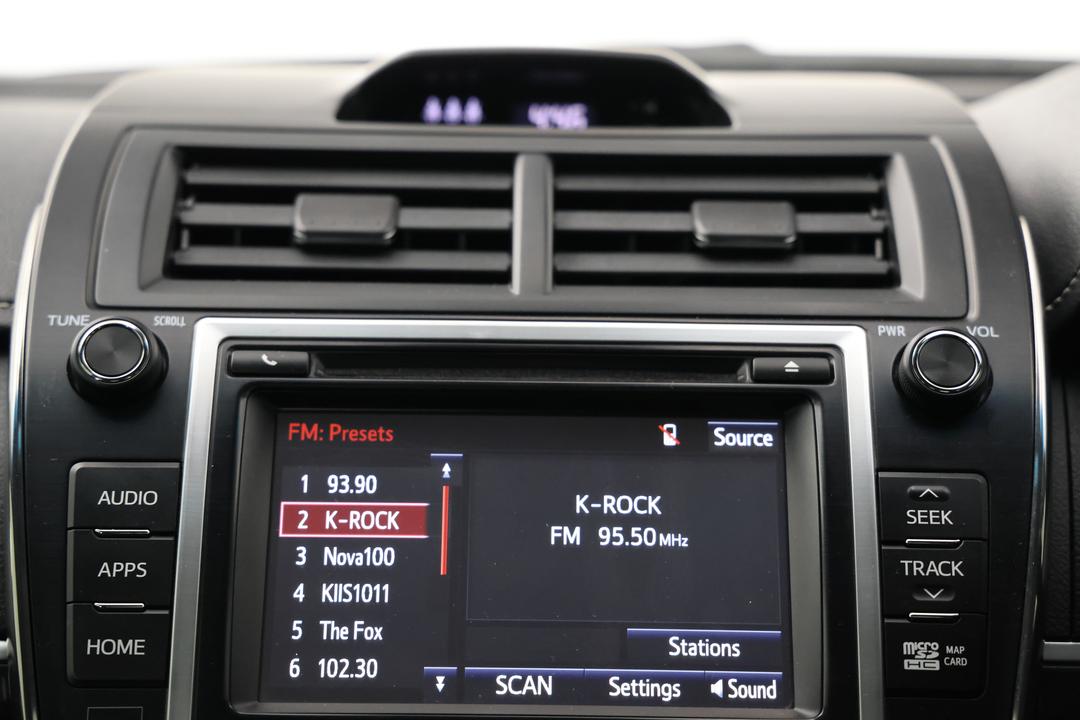 2016 Toyota Camry Atara Sl, Automatic, 75160 km, Steering Wheel Close-up