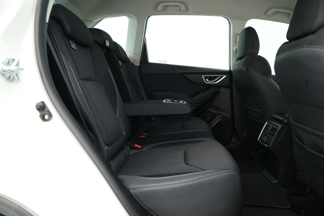2023 Subaru Forester Hybrid L (AWD), Automatic, 63180 km, Right Side Rear Door Cabin View