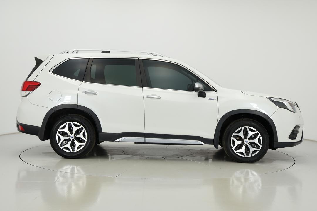 2023 Subaru Forester Hybrid L (AWD), Automatic, 63180 km, Right Side View
