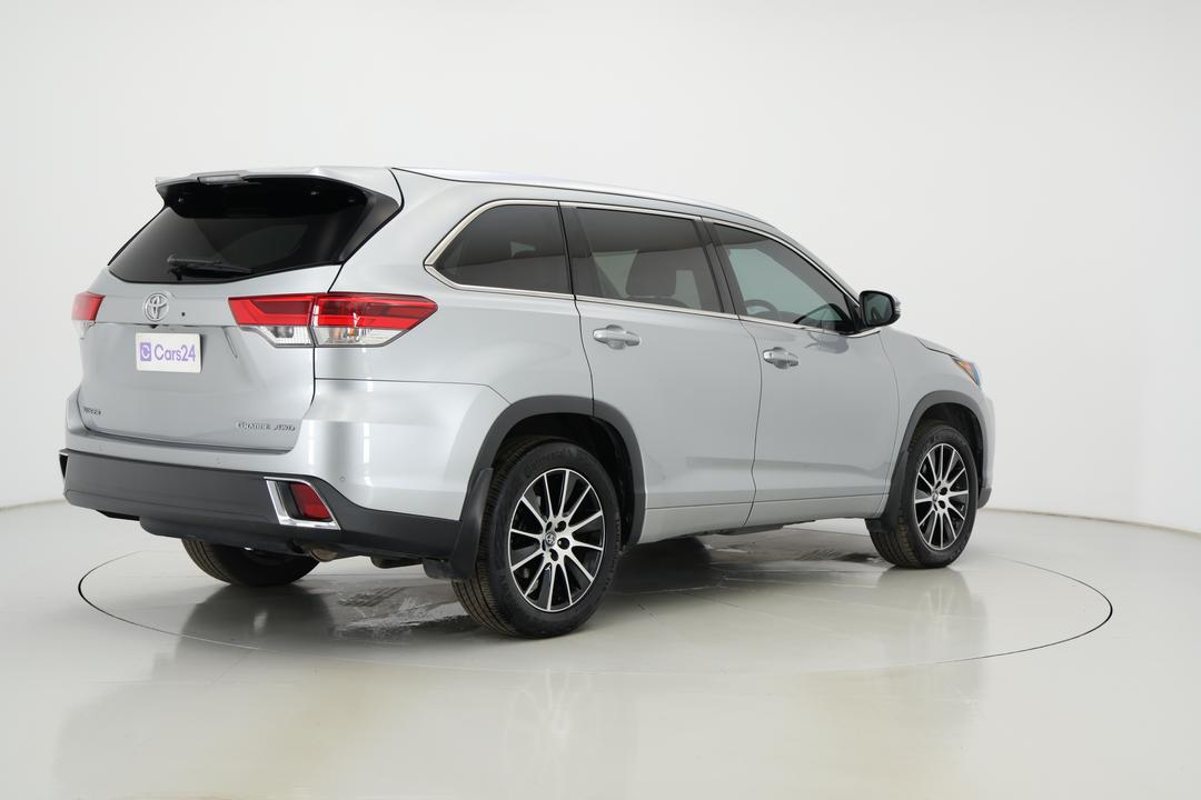 2018 Toyota Kluger Grande (4x4), Automatic, 107153 km, Right Back Diagonal (45- Degree) View