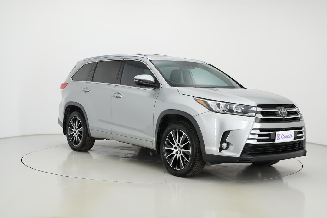 2018 Toyota Kluger Grande (4x4), Automatic, 107153 km, Right Front Diagonal (45- Degree) View