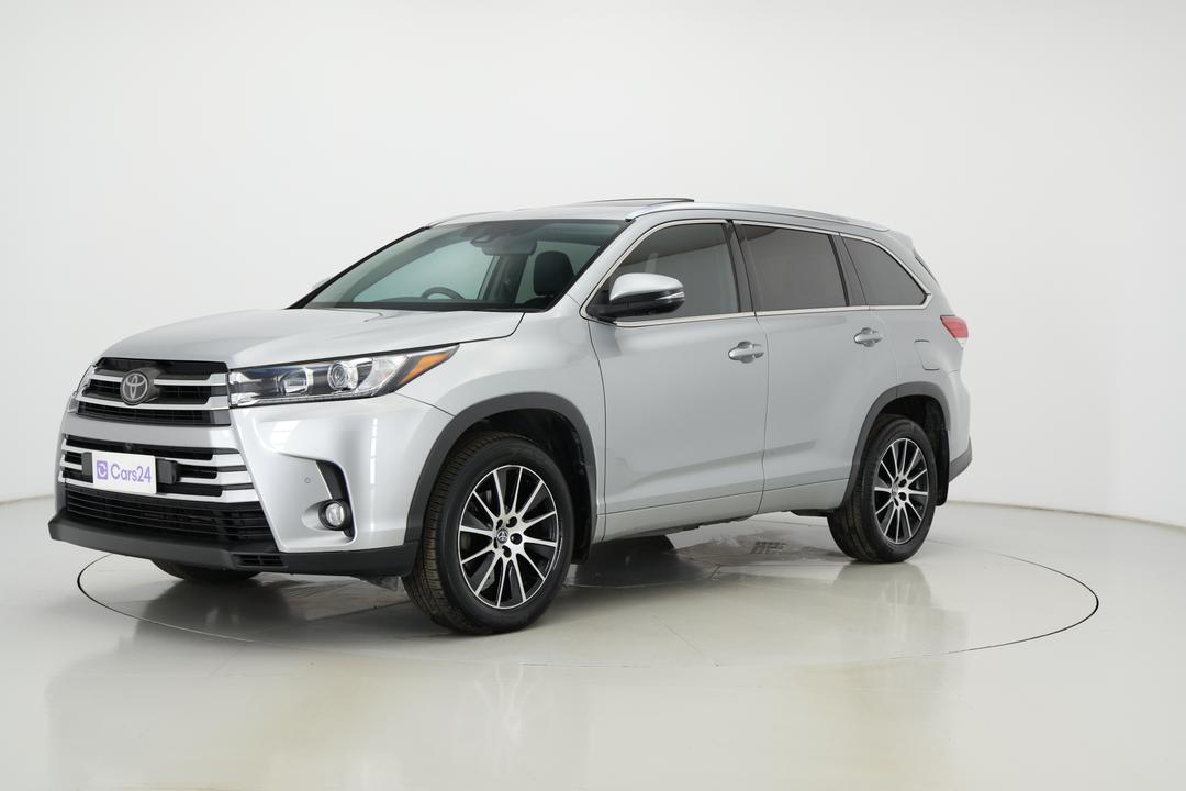 2018 Toyota Kluger Grande (4x4), Automatic, 107153 km, Left Front Diagonal (45- Degree) View