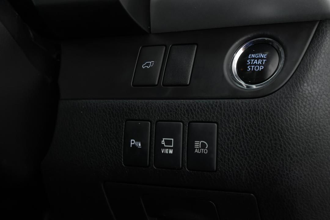 2018 Toyota Kluger Grande (4x4), Automatic, 107153 km, Drivers Side Adjustment Panel