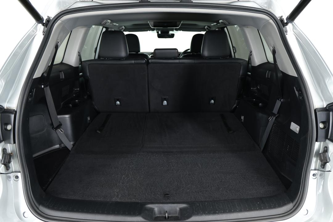 2018 Toyota Kluger Grande (4x4), Automatic, 107153 km, Boot Inside View