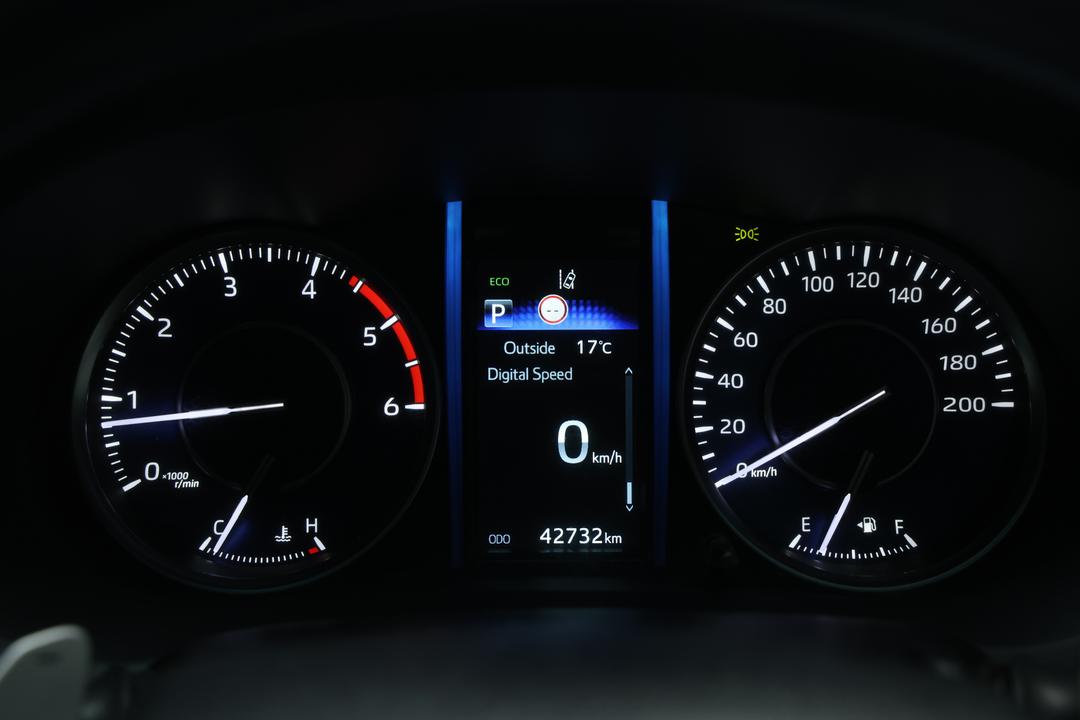 2021 Toyota Fortuner Gxl, Automatic, 42732 km, Parking Camera