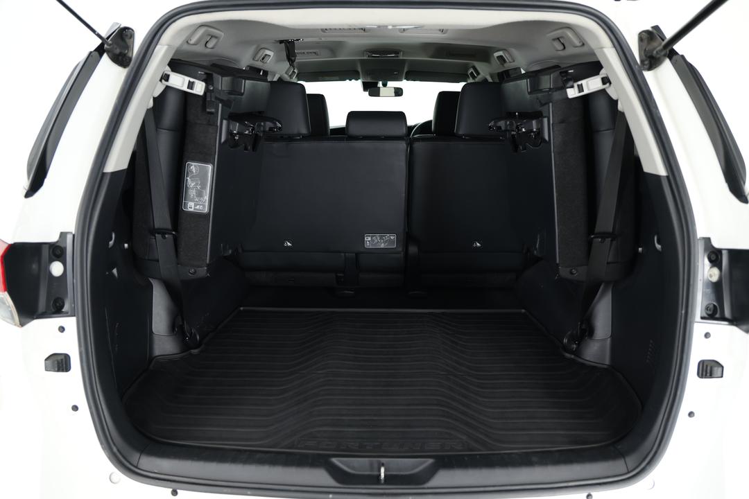 2021 Toyota Fortuner Gxl, Automatic, 42732 km, Boot Inside View